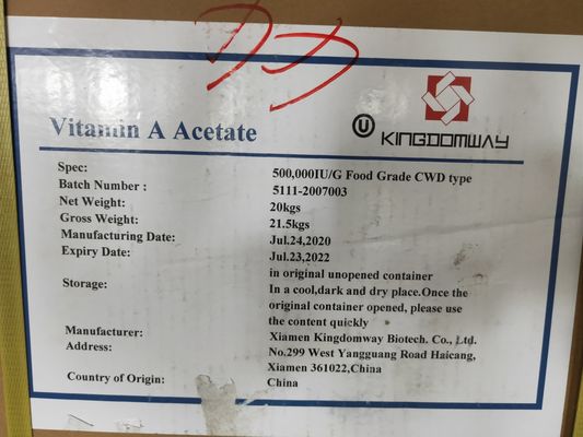 Top- Vitamine A1000 000 IU/g Grade d'alimentation pour la volaille EINECS 200-673-2 Certifié
