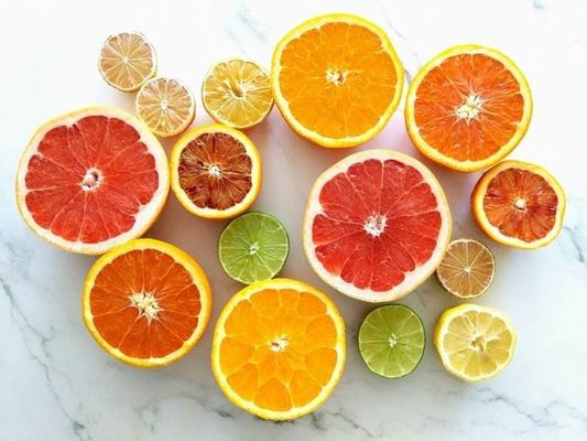 Vitamine C acide ascorbique CAS 50-81-7/ C6h8o6 sur demande personnalisée